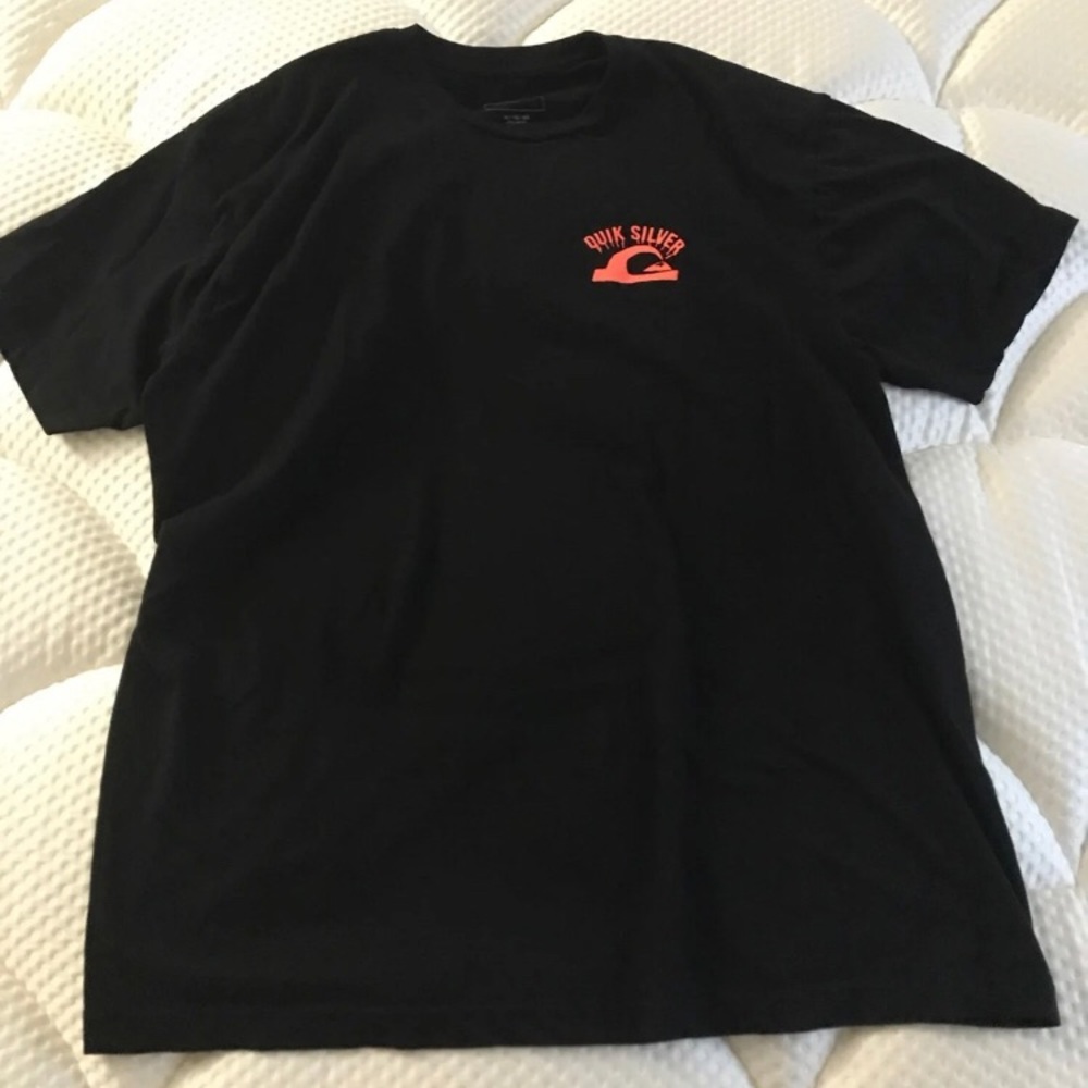 Quiksilver Men’s T-shirt NWOT Size XL Black/Orange